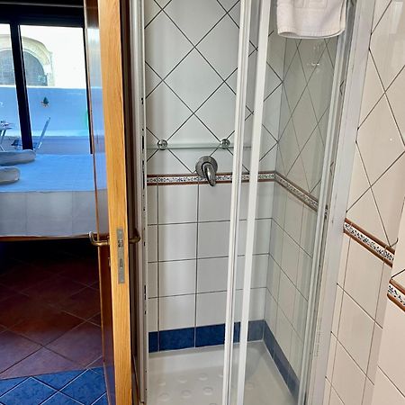 Wineexperience- Wine&Jacuzzi Suite Lecce Exterior photo